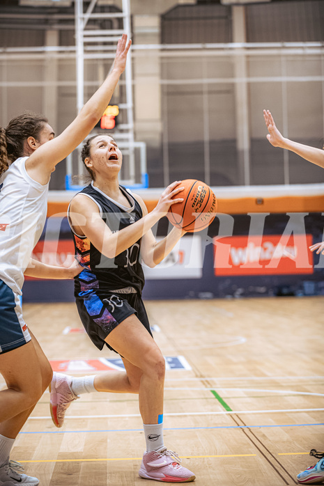 Basketball, Win2Day Basketball Damen Superliga 2022/23, Grunddurchgang 9.Runde, Vienna Timberwolves, Vienna United, Daria Biletska (30)
