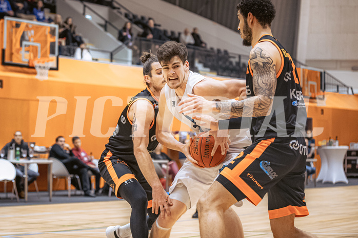 Basketball, Win2Day Superliga 2022/23, Grunddurchgang 11.Runde, Vienna Timberwolves, CITIES Panthers Fürstenfeld, Chris Vogt (33)
