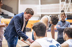 Basketball, Win2Day Superliga 2022/23, Grunddurchgang 11.Runde, Vienna Timberwolves, CITIES Panthers Fürstenfeld, Hubert Schmidt (Head Coach)