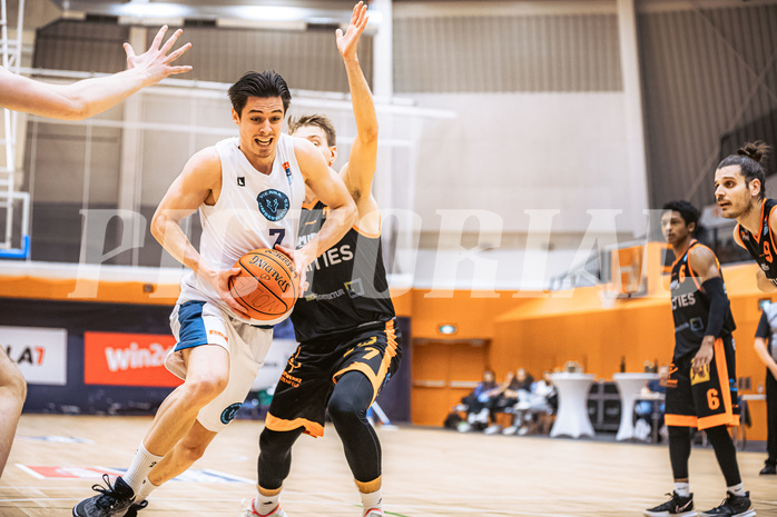 Basketball, Win2Day Superliga 2022/23, Grunddurchgang 11.Runde, Vienna Timberwolves, CITIES Panthers Fürstenfeld, Robbe Janssens (7)