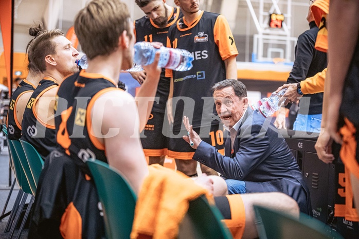 Basketball, Win2Day Superliga 2022/23, Grunddurchgang 11.Runde, Vienna Timberwolves, CITIES Panthers Fürstenfeld, Peter Stahl (Head Coach)