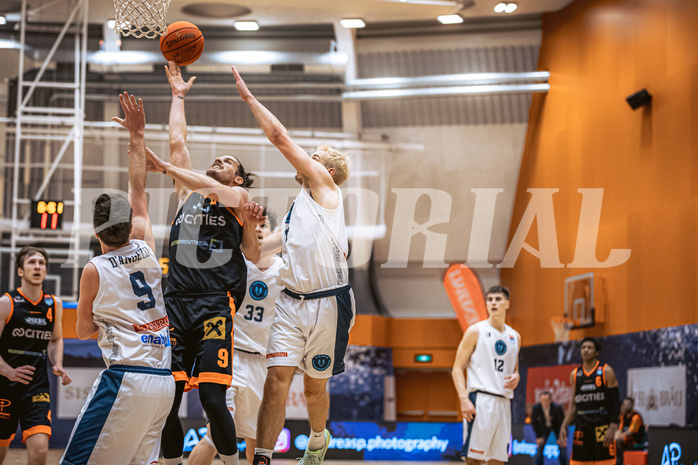 Basketball, Win2Day Superliga 2022/23, Grunddurchgang 11.Runde, Vienna Timberwolves, CITIES Panthers Fürstenfeld, Adnan Hajder (9)