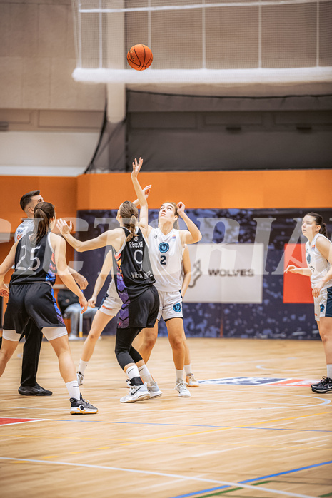 Basketball, Win2Day Basketball Damen Superliga 2022/23, Grunddurchgang 9.Runde, Vienna Timberwolves, Vienna United, Antonia Reissner (9), Cristina Nino (2)