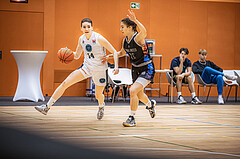 Basketball, Win2Day Basketball Damen Superliga 2022/23, Grunddurchgang 9.Runde, Vienna Timberwolves, Vienna United, Melanie Fischer (14), Klara Brunner (25)