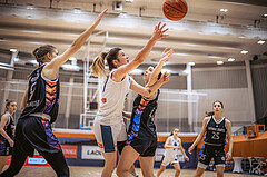 Basketball, Win2Day Basketball Damen Superliga 2022/23, Grunddurchgang 9.Runde, Vienna Timberwolves, Vienna United, Charlotte Schomburg (13)