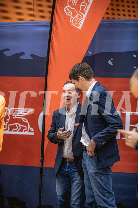 Basketball, Win2Day Superliga 2022/23, Grunddurchgang 11.Runde, Vienna Timberwolves, CITIES Panthers Fürstenfeld, Peter Stahl (Head Coach), Hubert Schmidt (Head Coach)