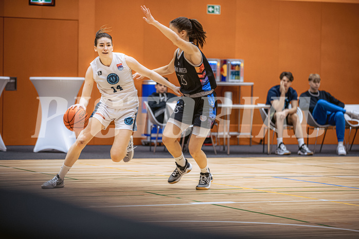 Basketball, Win2Day Basketball Damen Superliga 2022/23, Grunddurchgang 9.Runde, Vienna Timberwolves, Vienna United, Melanie Fischer (14), Klara Brunner (25)
