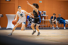 Basketball, Win2Day Basketball Damen Superliga 2022/23, Grunddurchgang 9.Runde, Vienna Timberwolves, Vienna United, Melanie Fischer (14), Klara Brunner (25)