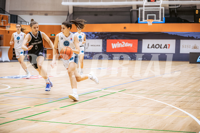 Basketball, Win2Day Basketball Damen Superliga 2022/23, Grunddurchgang 9.Runde, Vienna Timberwolves, Vienna United, Alona Dobrovolska (5), Aleksandra Novakovic (8)
