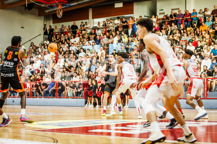 Basketball, win2day Basketball Superliga 2023/24, Grunddurchgang 1.Runde, Traiskirchen Lions, Fürstenfeld Panthers, 