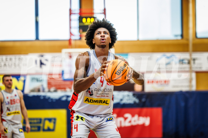 Basketball, win2day Basketball Superliga 2023/24, Grunddurchgang 1.Runde, Traiskirchen Lions, Fürstenfeld Panthers, Demarcus Demonia (4)
