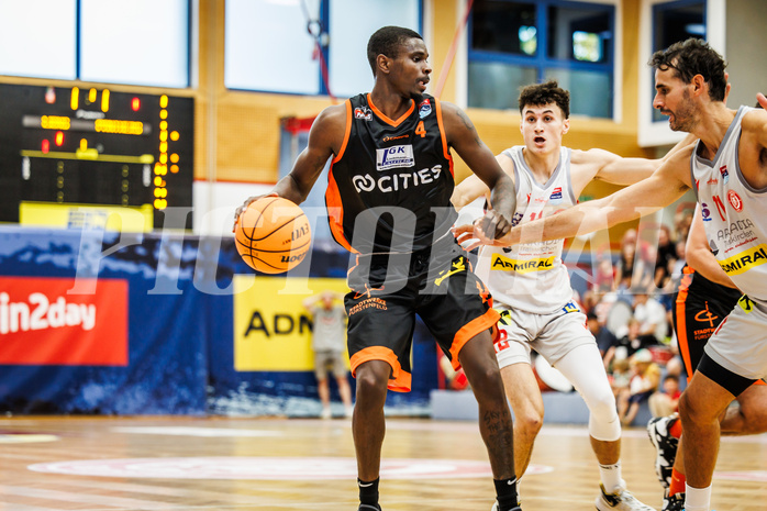 Basketball, win2day Basketball Superliga 2023/24, Grunddurchgang 1.Runde, Traiskirchen Lions, Fürstenfeld Panthers, 
