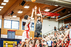 Basketball, win2day Basketball Superliga 2023/24, Grunddurchgang 1.Runde, Traiskirchen Lions, Fürstenfeld Panthers, Dylan Causwell (8)