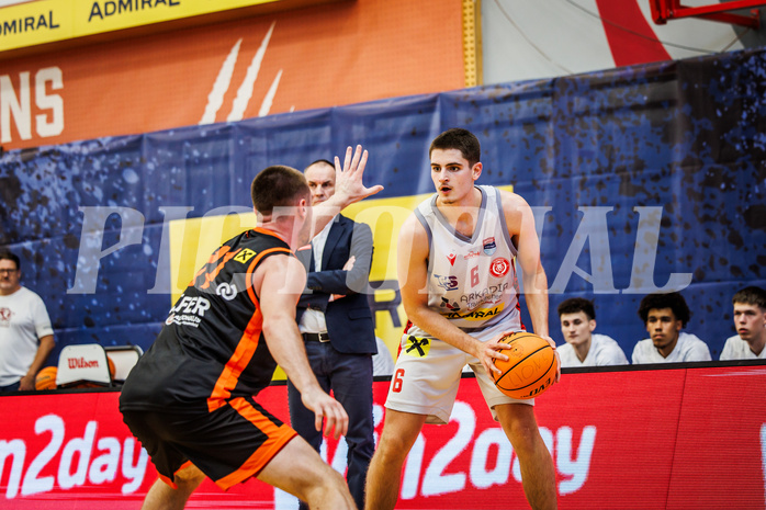 Basketball, win2day Basketball Superliga 2023/24, Grunddurchgang 1.Runde, Traiskirchen Lions, Fürstenfeld Panthers, Aleksej Kostic (6)