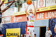 Basketball, win2day Basketball Superliga 2023/24, Grunddurchgang 1.Runde, Traiskirchen Lions, Fürstenfeld Panthers, Edgars Lasenbergs (25)