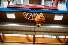 Basketball, win2day Basketball Superliga 2023/24, Grunddurchgang 1.Runde, Traiskirchen Lions, Fürstenfeld Panthers, #featured #spielball #wilson