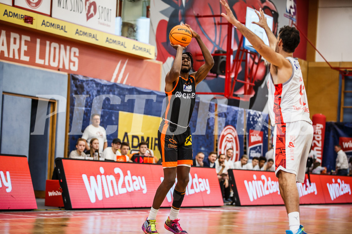 Basketball, win2day Basketball Superliga 2023/24, Grunddurchgang 1.Runde, Traiskirchen Lions, Fürstenfeld Panthers, 