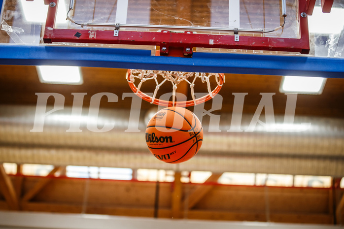 Basketball, win2day Basketball Superliga 2023/24, Grunddurchgang 1.Runde, Traiskirchen Lions, Fürstenfeld Panthers, #featured #spielball #wilson