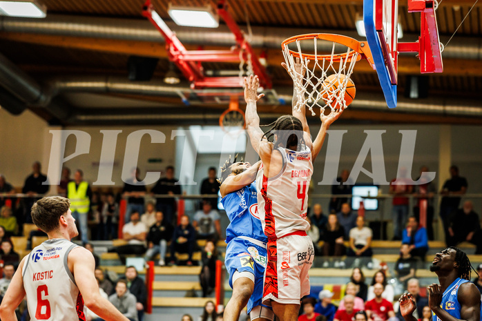 Basketball, win2day Basketball Superliga 2023/24, Viertelfinale Spiel 3, Traiskirchen Lions, SKN St.Pölten, Michael Anthony Randolph Jr. (5)