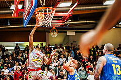 Basketball, win2day Basketball Superliga 2023/24, Viertelfinale Spiel 3, Traiskirchen Lions, SKN St.Pölten, Jaquan Lawrence (40)