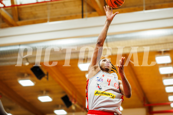 Basketball, win2day Basketball Superliga 2023/24, Viertelfinale Spiel 3, Traiskirchen Lions, SKN St.Pölten, Demarcus Demonia (4)