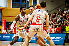 Basketball, win2day Basketball Superliga 2023/24, Viertelfinale Spiel 3, Traiskirchen Lions, SKN St.Pölten, Matej Kavas (40)