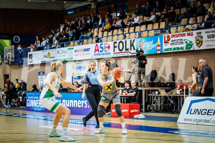 Basketball, Basketball Austria Cup 2022/23, Damen Finale, UBI Graz, BK Raiffeisen Duchess, Lisa Zderadicka (5)