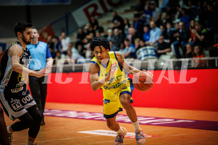 Basketball, Basketball Austria Cup 2022/23, Herren Finale, Gmunden Swans, UBSC Graz, Zachery Deshon Cooks (3)