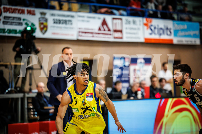 Basketball, Basketball Austria Cup 2022/23, Herren Finale, Gmunden Swans, UBSC Graz, Zachery Deshon Cooks (3)