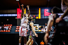 Basketball, Win2Day Superliga 2023/24, Grunddurchgang 4.Runde, BC Vienna, Flyers Wels, Demarkus Stuckey Jr. (42), Paul Isbetcherian (19)