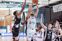 Basketball, Basketball Superliga 2023/24, Grundduchgang Runde 4., Oberwart Gunners, Kapfenberg Bulls, Johnny McCants (23), Daniel Koeppel (14), Noah Baumann (4)