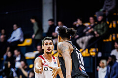 Basketball, Win2Day Superliga 2023/24, Grunddurchgang 4.Runde, BC Vienna, Flyers Wels, Bogic Vujosevic (5), Christopher Ferguson (20)