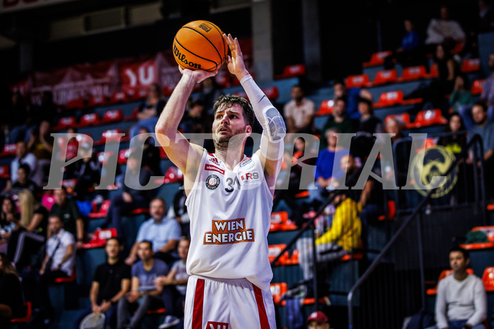 Basketball, Win2Day Superliga 2023/24, Grunddurchgang 4.Runde, BC Vienna, Flyers Wels, Davor Konjevic (31)