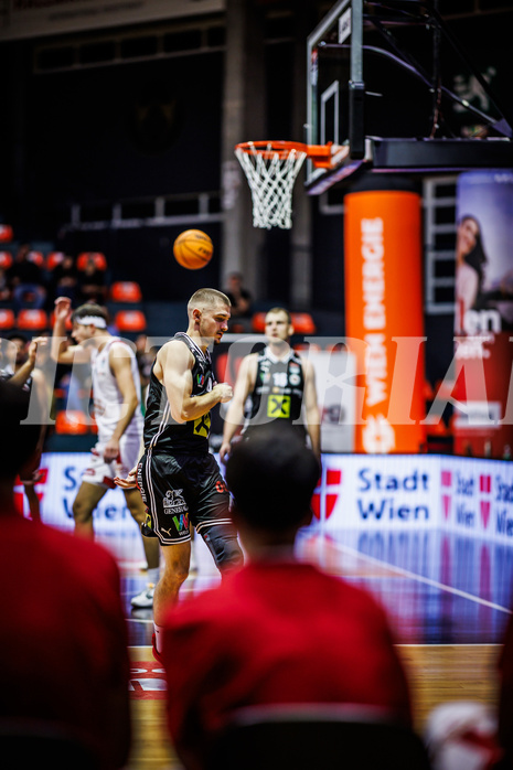 Basketball, Win2Day Superliga 2023/24, Grunddurchgang 4.Runde, BC Vienna, Flyers Wels, Gavrilo Tepic (4)