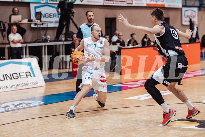 Basketball, Basketball Superliga 2023/24, Grundduchgang Runde 4., Oberwart Gunners, Kapfenberg Bulls, Sebastian Kaeferle (7), #k18