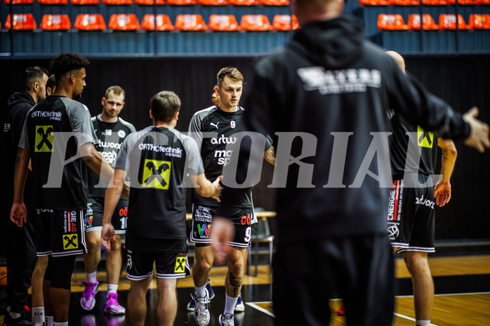 Basketball, Win2Day Superliga 2023/24, Grunddurchgang 4.Runde, BC Vienna, Flyers Wels, Danilo Tepic (9)