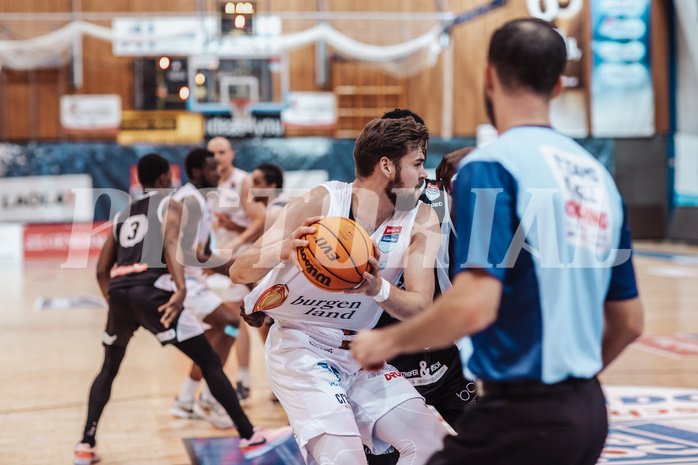 Basketball, Basketball Superliga 2023/24, Grundduchgang Runde 4., Oberwart Gunners, Kapfenberg Bulls, Daniel Koeppel (14)