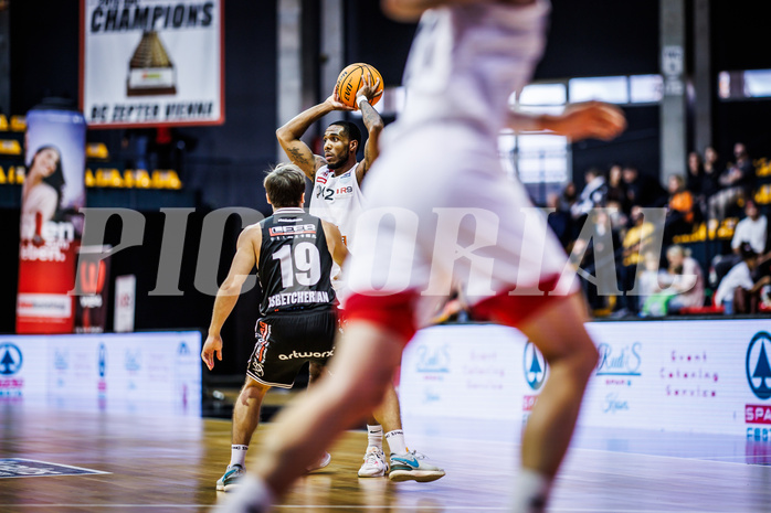 Basketball, Win2Day Superliga 2023/24, Grunddurchgang 4.Runde, BC Vienna, Flyers Wels, Demarkus Stuckey Jr. (42)