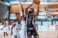 Basketball, Basketball Superliga 2023/24, Grundduchgang Runde 4., Oberwart Gunners, Kapfenberg Bulls, Kris Monroe 13), Johnny McCants (23)