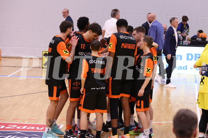 22.10.2023, Graz, Raiffeisen Sportpark Graz, Basketball Superliga 2023/24, Grunddurchgang, Runde 4, UBSC Raiffeisen Graz vs. CITIES Panthers Fürstenfeld