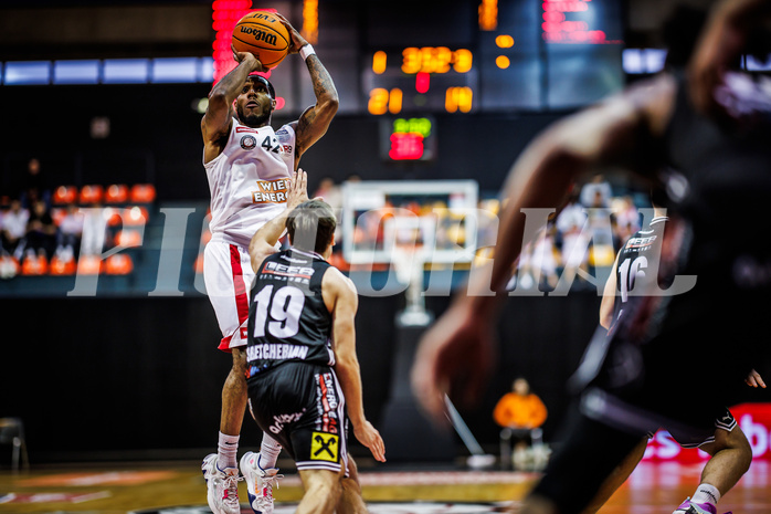 Basketball, Win2Day Superliga 2023/24, Grunddurchgang 4.Runde, BC Vienna, Flyers Wels, Demarkus Stuckey Jr. (42)