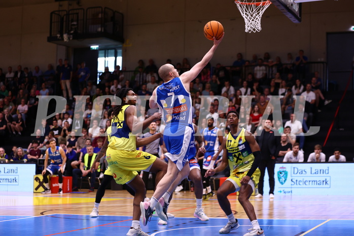 18.05.2024, Graz, Raiffeisen Sportpark, Basketball Superliga 2023/24, Playoffs, Finale, Spiel 1, UBSC Raiffeisen Graz - Unger Steel Gunners Oberwart