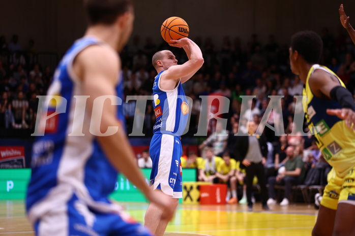 18.05.2024, Graz, Raiffeisen Sportpark, Basketball Superliga 2023/24, Playoffs, Finale, Spiel 1, UBSC Raiffeisen Graz - Unger Steel Gunners Oberwart