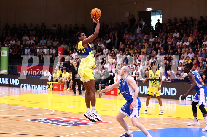 18.05.2024, Graz, Raiffeisen Sportpark, Basketball Superliga 2023/24, Playoffs, Finale, Spiel 1, UBSC Raiffeisen Graz - Unger Steel Gunners Oberwart