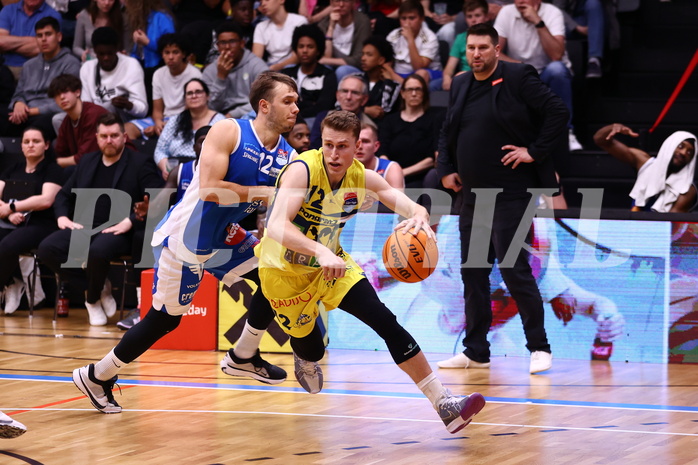 18.05.2024, Graz, Raiffeisen Sportpark, Basketball Superliga 2023/24, Playoffs, Finale, Spiel 1, UBSC Raiffeisen Graz - Unger Steel Gunners Oberwart