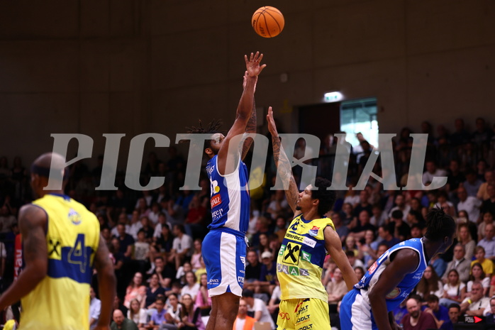 18.05.2024, Graz, Raiffeisen Sportpark, Basketball Superliga 2023/24, Playoffs, Finale, Spiel 1, UBSC Raiffeisen Graz - Unger Steel Gunners Oberwart