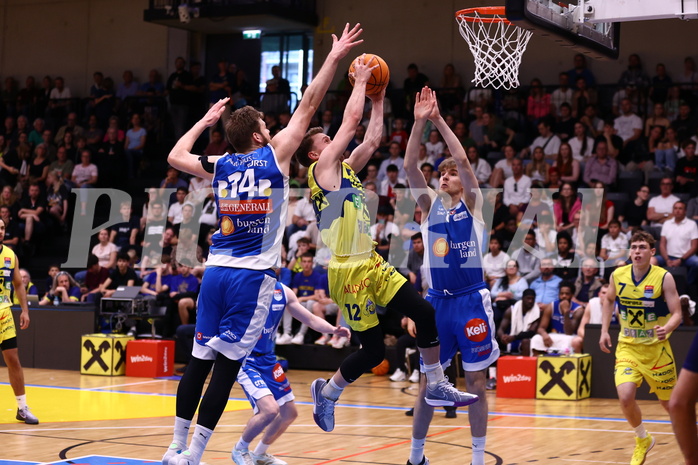18.05.2024, Graz, Raiffeisen Sportpark, Basketball Superliga 2023/24, Playoffs, Finale, Spiel 1, UBSC Raiffeisen Graz - Unger Steel Gunners Oberwart