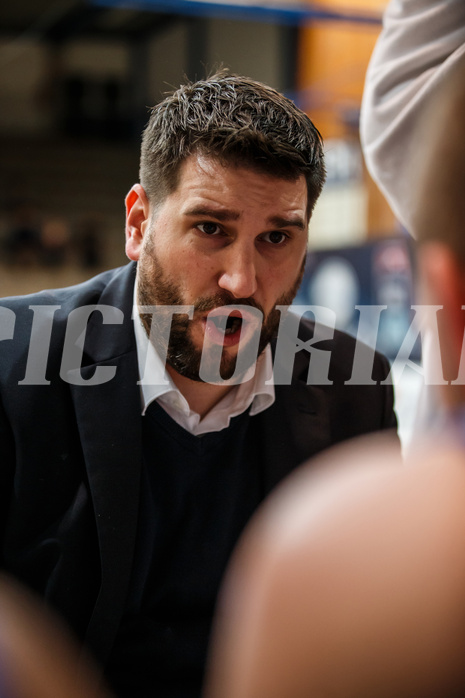 Basketball, Admiral Basketball Superliga 2019/20, Grunddurchgang 13.Runde, Oberwart Gunners, D.C. Timberwolves, Horst Leitner (Coach)