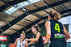 Basketball Basketball Damen Superliga 2021/22, Grunddurchgang 4.Runde Vienna D.C. Timberwolves vs. Basket Flames
