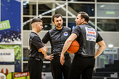 Basketball, bet-at-home Basketball Superliga 2021/22, Platzierungsrunde 9.Runde, SKN St. Pölten Basketball, Oberwart Gunners, #featured Referees